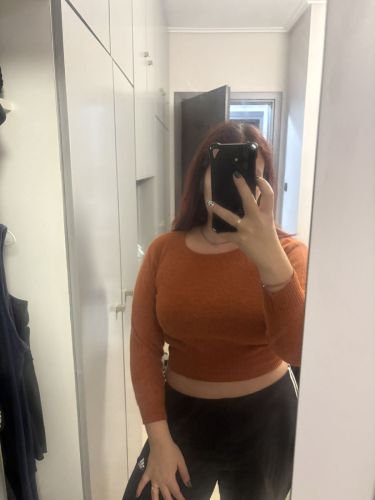 Πλεκτό Crop Top Πουλόβερ σε Πορτοκαλί Χρώμα – Μέγεθος Small (S)