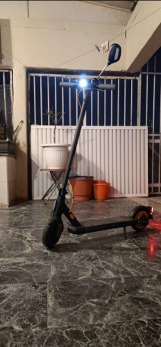 Xiaomi Scooter 4 Go - Σαν Καινούργιο, 13kg, με Καθρέφτη & Φώτα LED