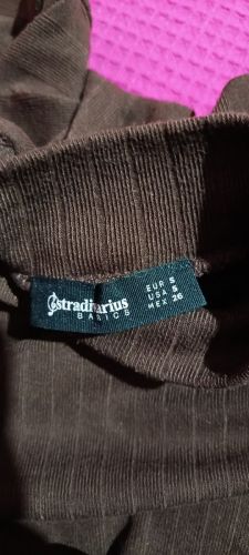 Ημιζιβαγκο μπλουζάκι Stradivarius