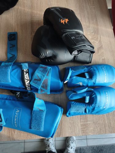 2 Σετ γάντια kickboxing